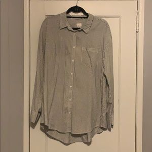 Women’s Button Up Shirt